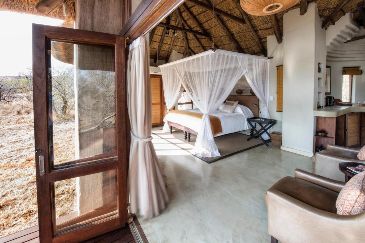 Impodimo Game Lodge Заповедник Мадикве Экстерьер фото